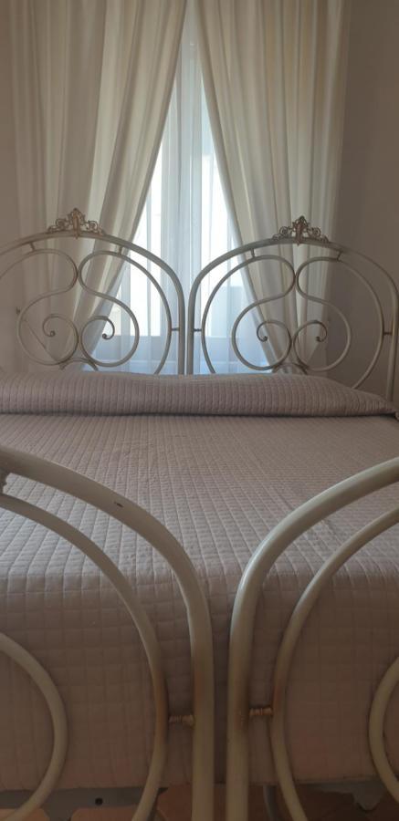 Ivana Sweet House デセンツァーノ・デル・ガルダ エクステリア 写真