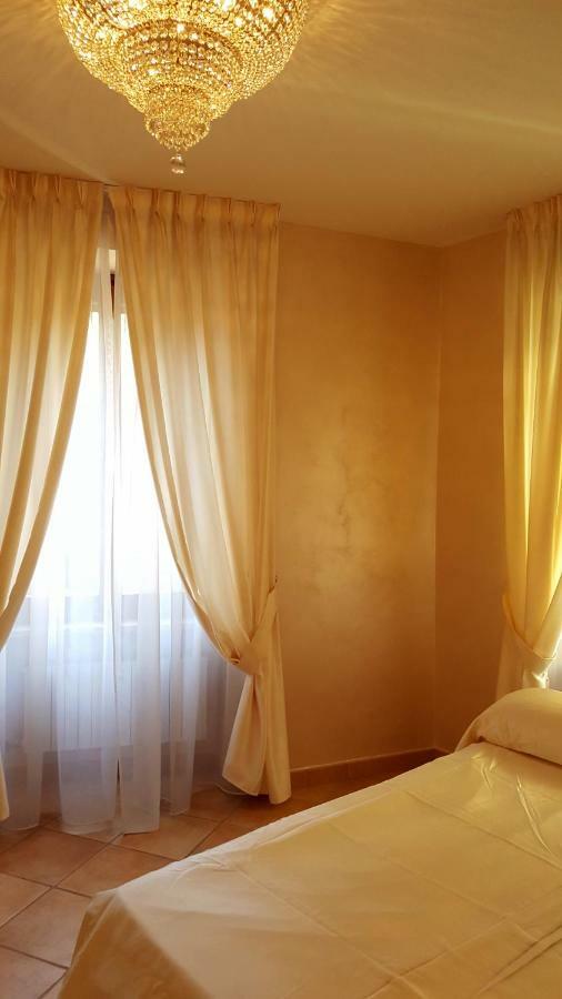 Ivana Sweet House デセンツァーノ・デル・ガルダ エクステリア 写真