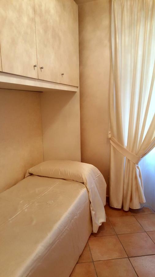 Ivana Sweet House デセンツァーノ・デル・ガルダ エクステリア 写真